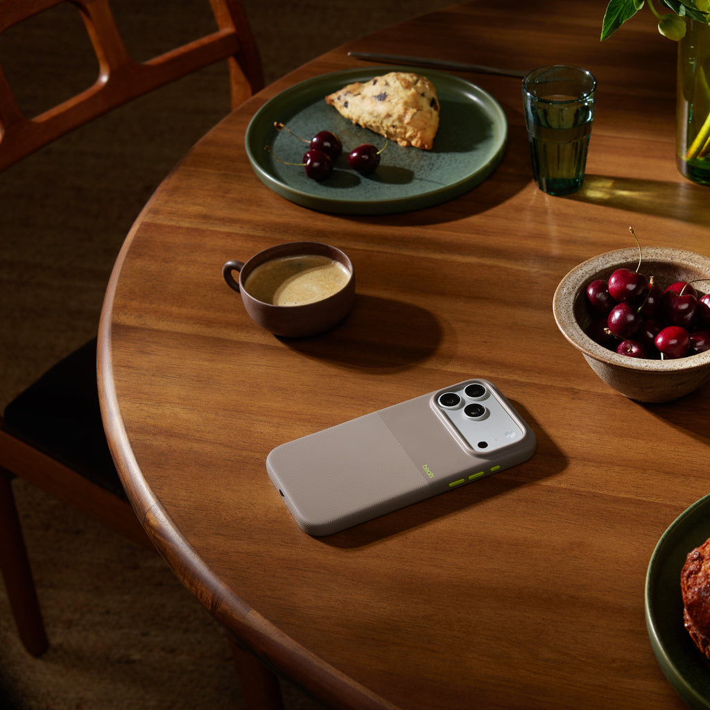 Beats iPhone Rugged Case with MagSafe and Camera Control – Alpine Gray