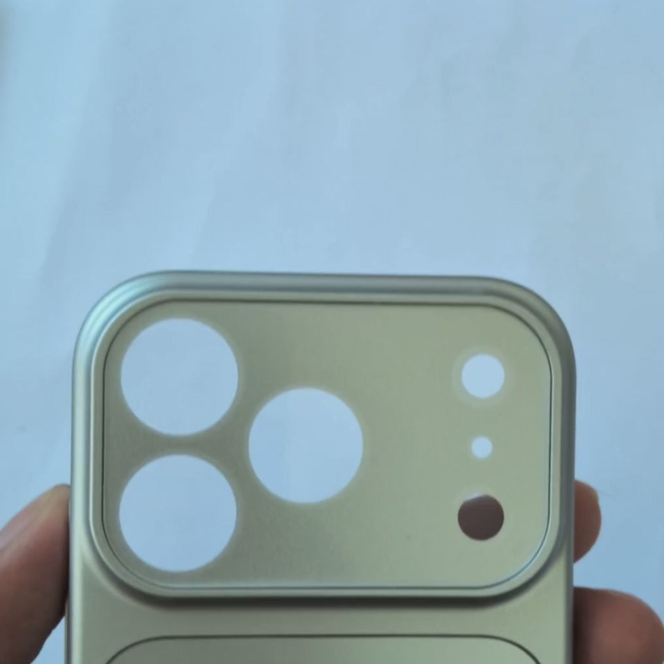 Silver AG Glass Cover iPhone 17 Pro Series